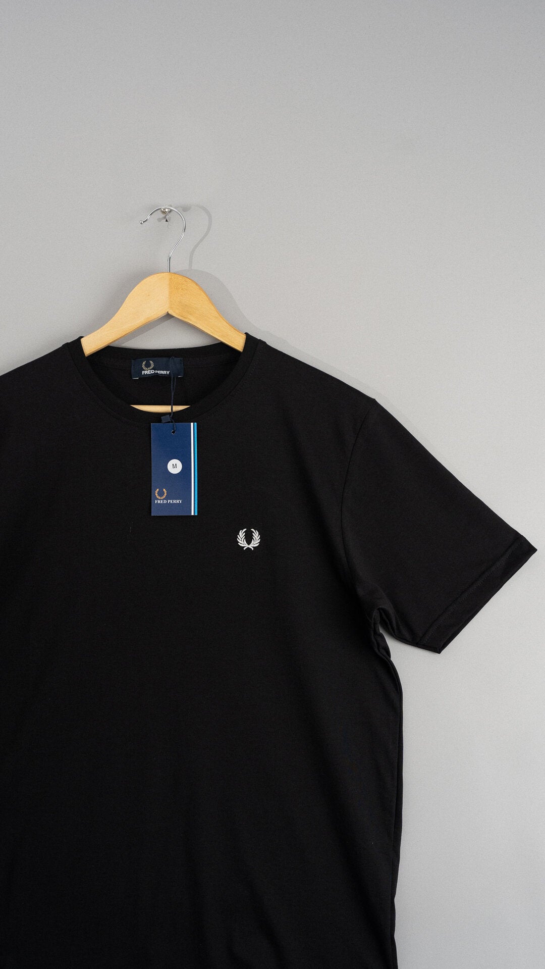 T-Shirt FP Simbolo Pequeno Preta